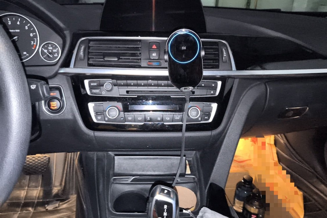 BMW 3 Series 2016 car image #26