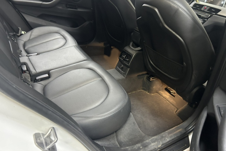 BMW X1 2016 immagine di auto #19