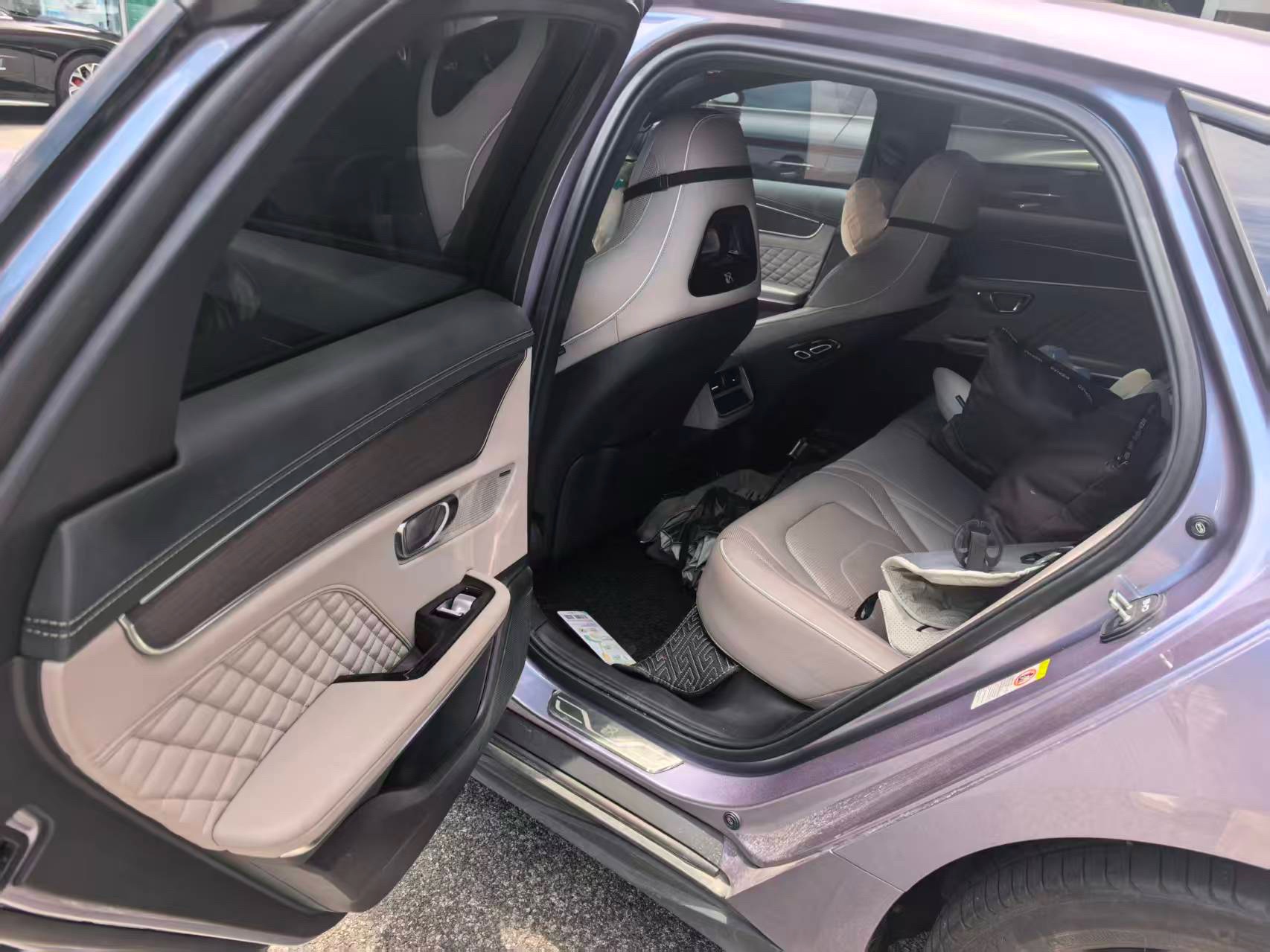 BYD Han 2024 car image #4