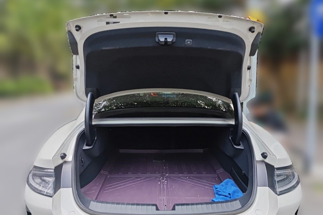 MI SU7 2024 car image #8