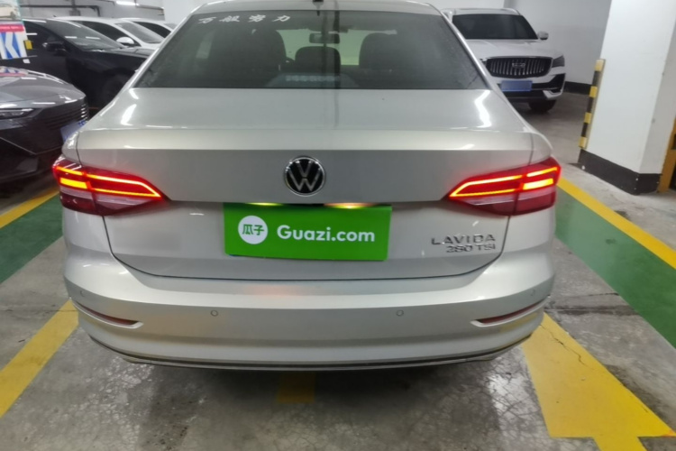 Volkswagen Lavida 2022 car image #4