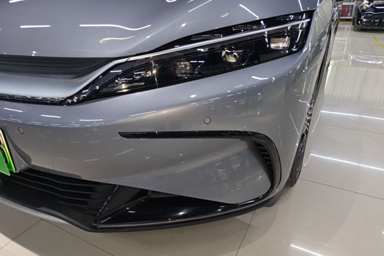 BYD Han 2023 car image #23