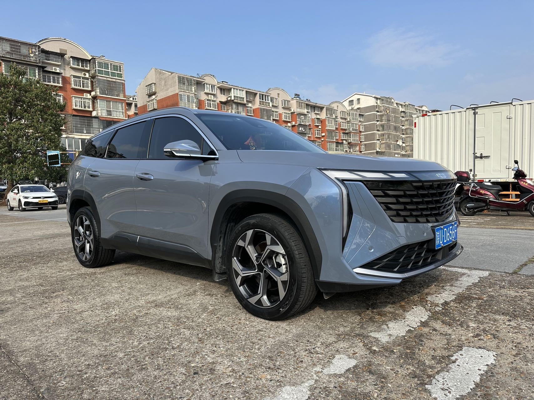 GEELY Boyue L 2023 car image #3