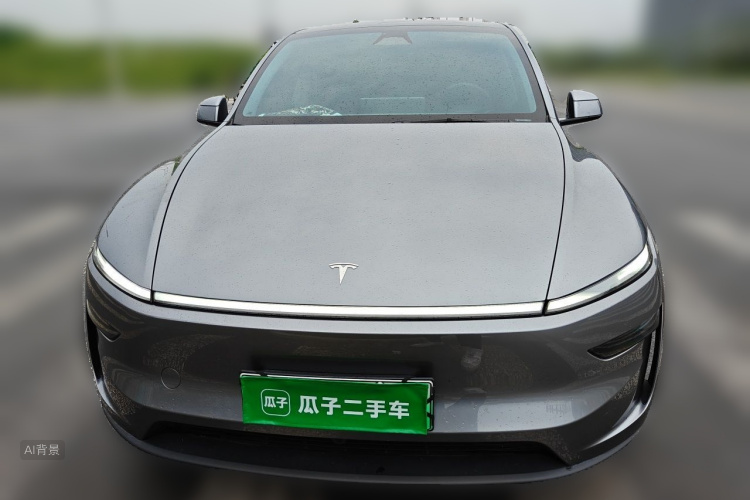 Tesla Model Y 2025 #3 Tesla Model Y 2025 car image #3