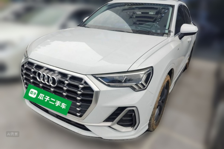 Audi Q3 2021 car image #2