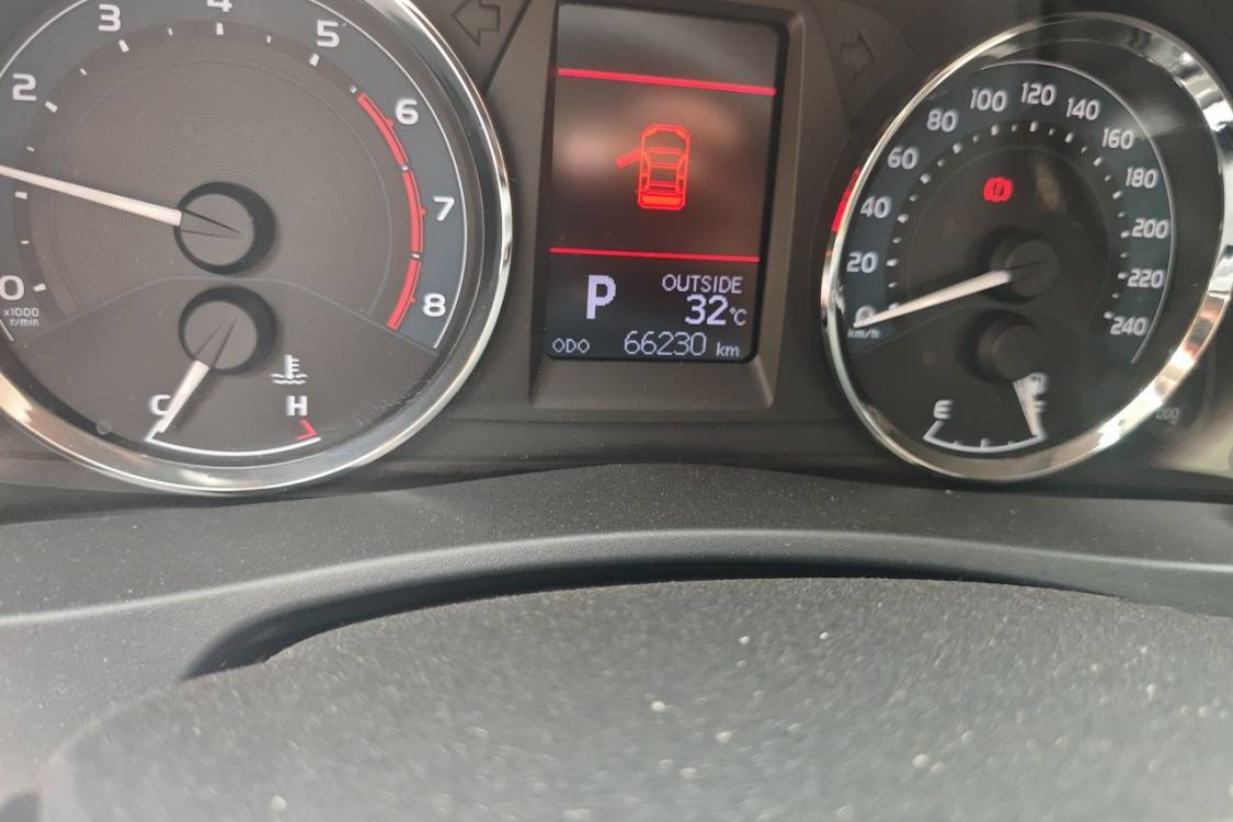 Toyota Corolla 2018 #25 Toyota Corolla 2018 car image #25