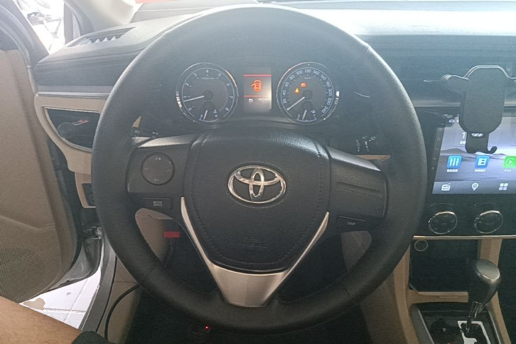Toyota Corolla 2017 #11 Toyota Corolla 2017 car image #11
