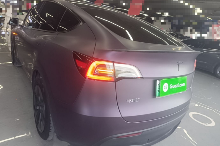 Tesla Model Y 2024 #6 Tesla Model Y 2024 car image #6