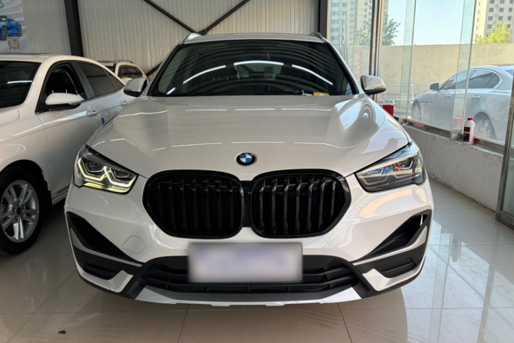 BMW X1 2020 #3 BMW X1 2020 car image #3