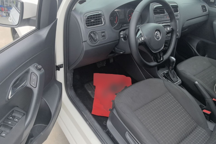 Volkswagen Polo 2016 #18 Volkswagen Polo 2016 car image #18