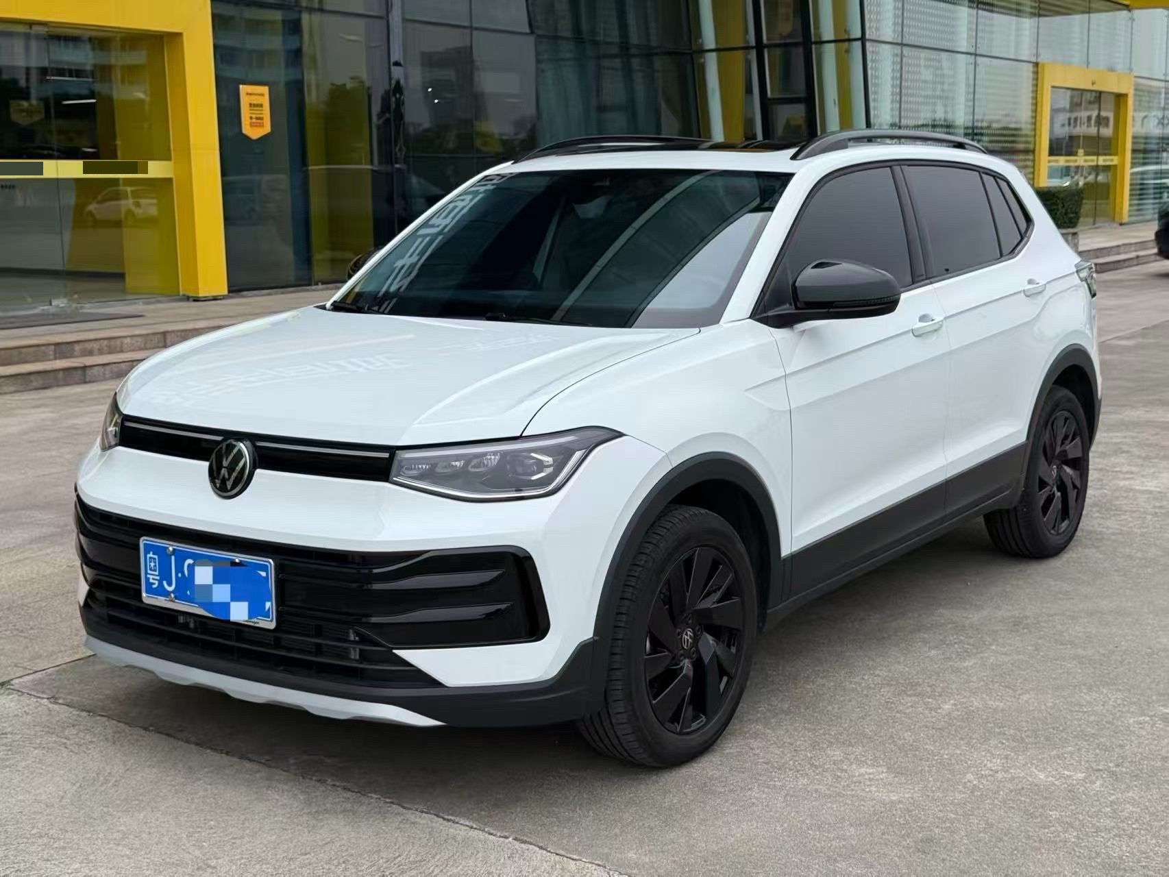 Volkswagen Tharu 2026 car image 