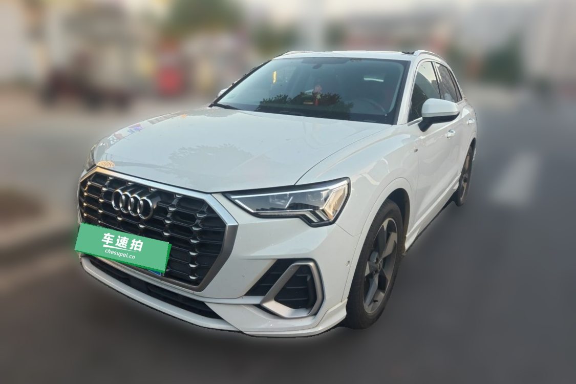 Audi Q3 2021 Audi Q3 2021 صورة سيارة