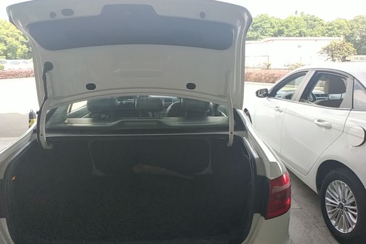 Volkswagen Lavida 2015 car image #21