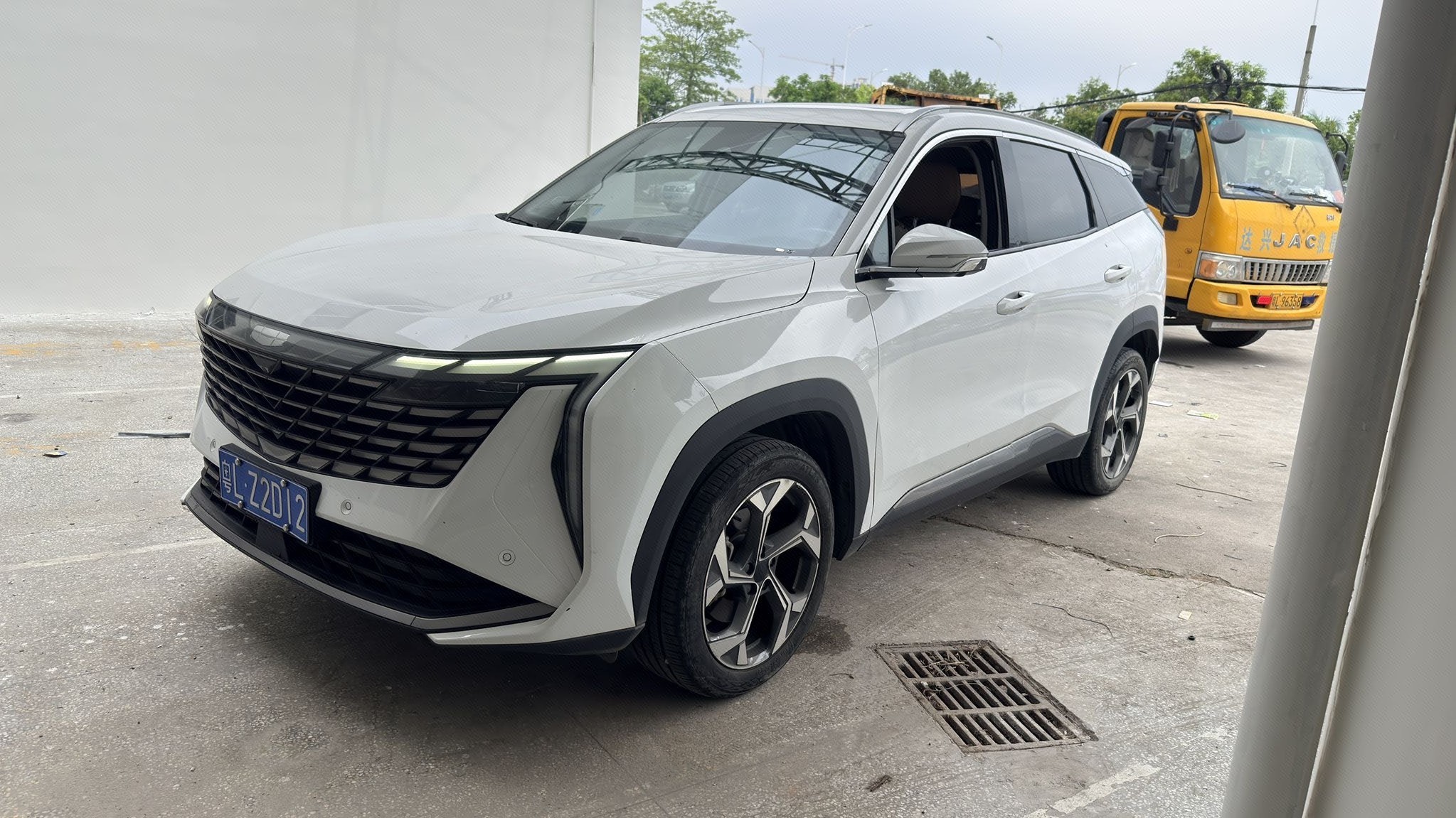 GEELY Boyue L 2023 GEELY Boyue L 2023 car image