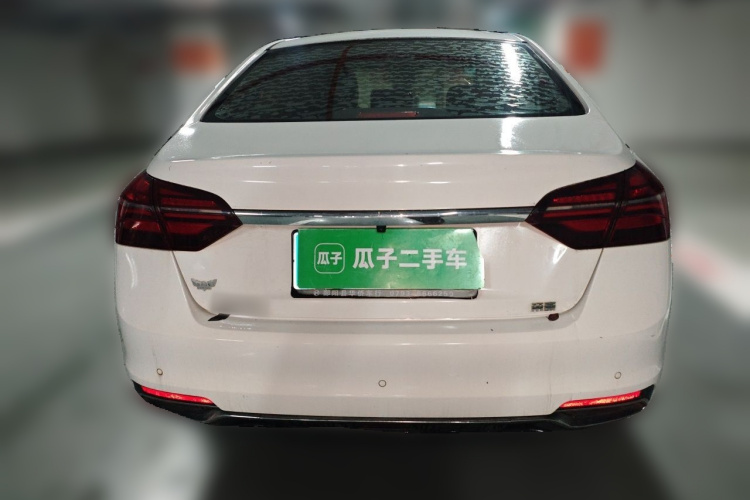 GEELY Emgrand 2020 car image #4