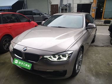 BMW 3 Series 2018 immagine di auto 
