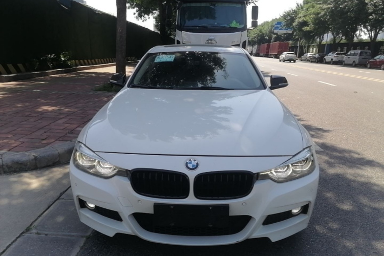 BMW 3 Series 2018 #3 BMW 3 Series 2018 car image #3