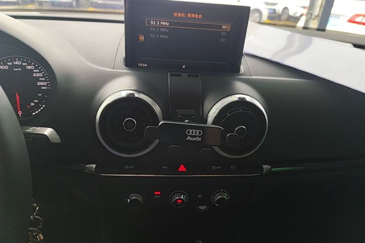Audi A3 2018 #13 Audi A3 2018 car image #13