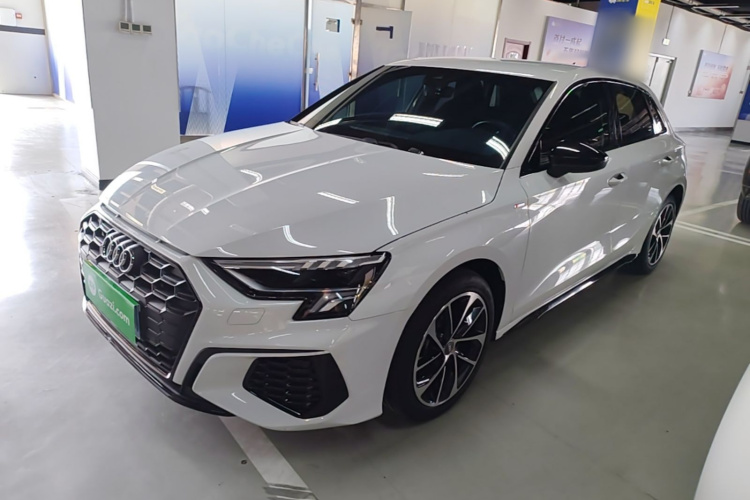 Audi A3 2022 car image #2