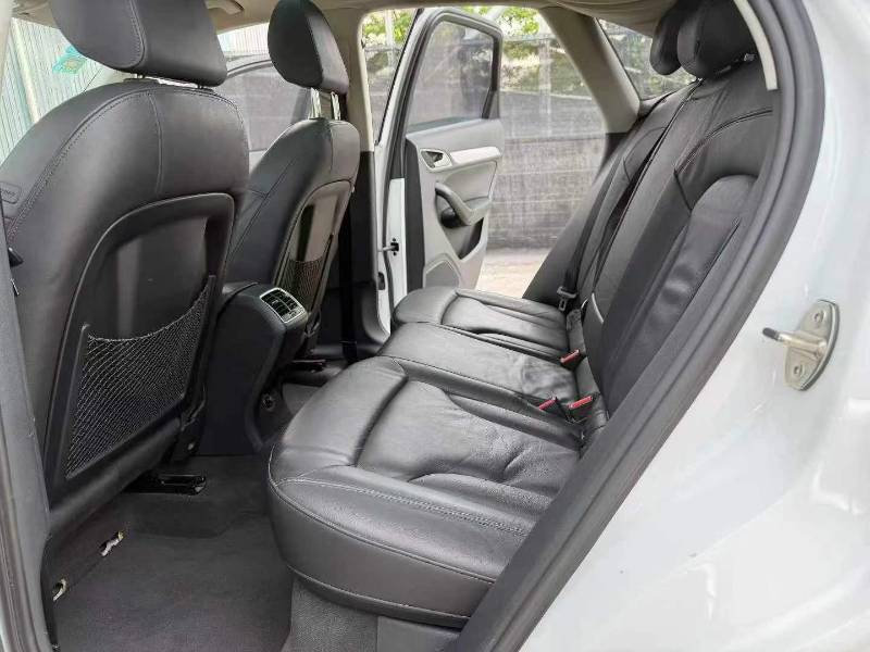 Audi Q3 2016 immagine di auto #8
