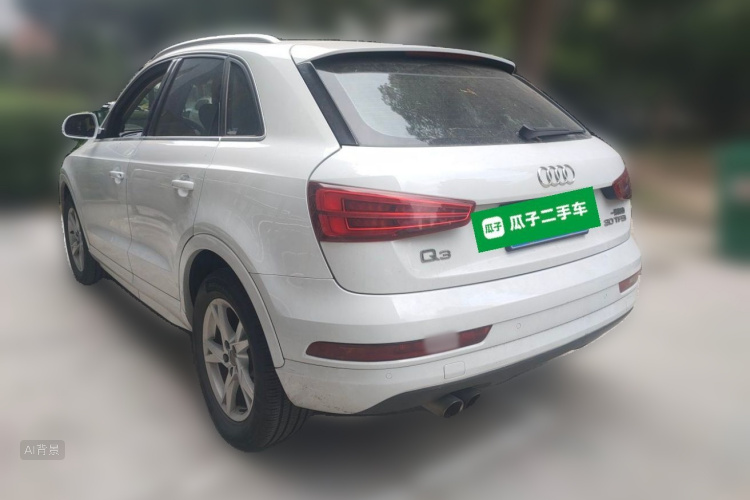 Audi Q3 2016 car image #5