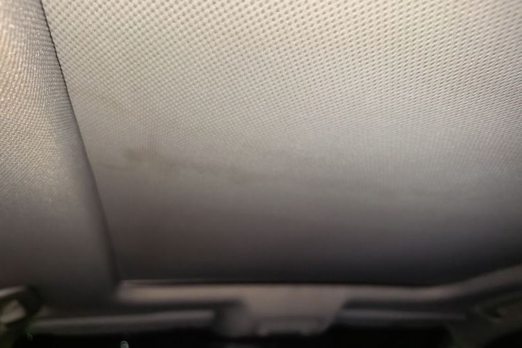 Audi Q3 2017 car image #16