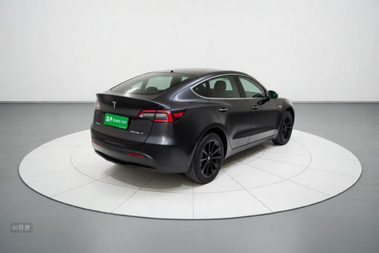Tesla Model Y 2024 #6 Tesla Model Y 2024 car image #6