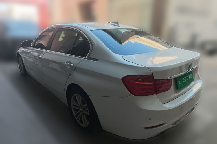 BMW 3 Series 2015 #5 BMW 3 Series 2015 car image #5