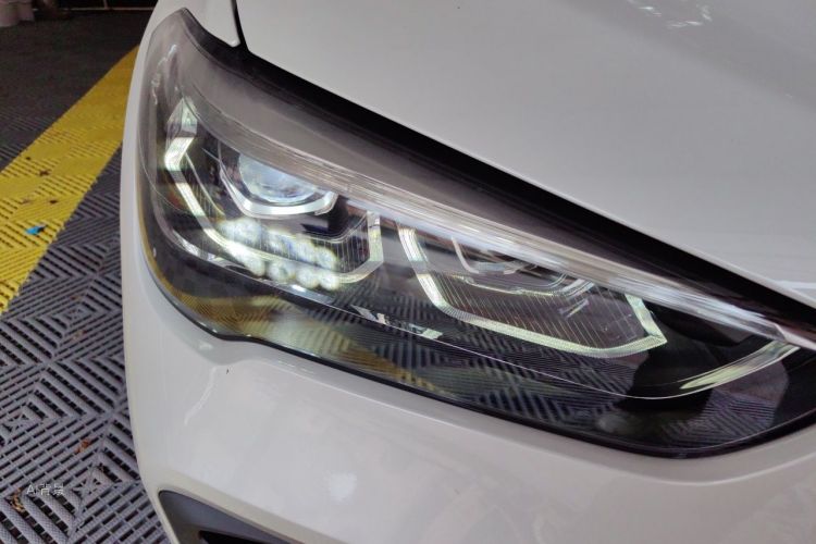 BMW X1 2019 car image #8