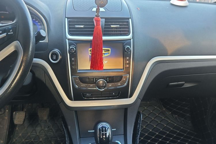 GEELY Emgrand 2016 car image #13