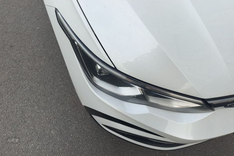 Volkswagen Golf 2021 #8 Volkswagen Golf 2021 صورة سيارة #8