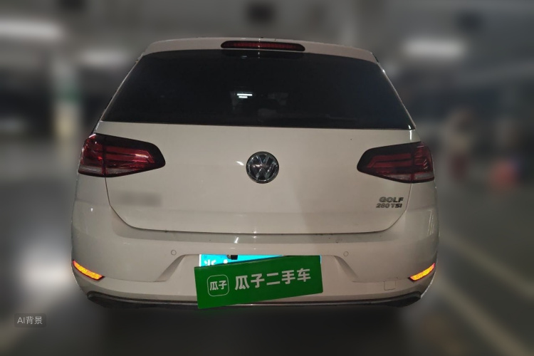 Volkswagen Golf 2020 car image #6