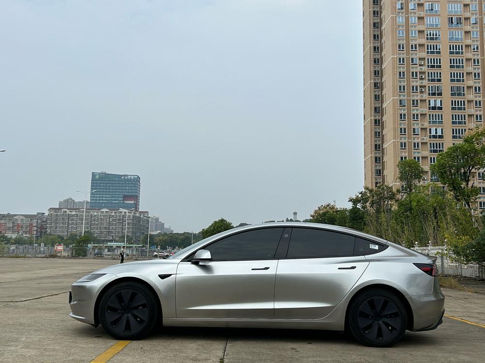Tesla Model 3 2024 #4 Tesla Model 3 2024 immagine di auto #4