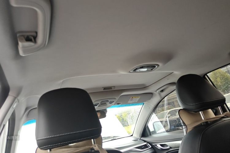 GEELY Emgrand 2019 car image #20