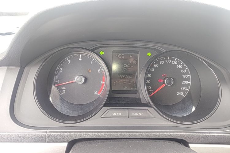 Volkswagen Lavida 2020 car image #12