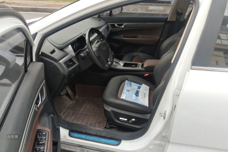 GEELY Emgrand GS 2016 car image #18