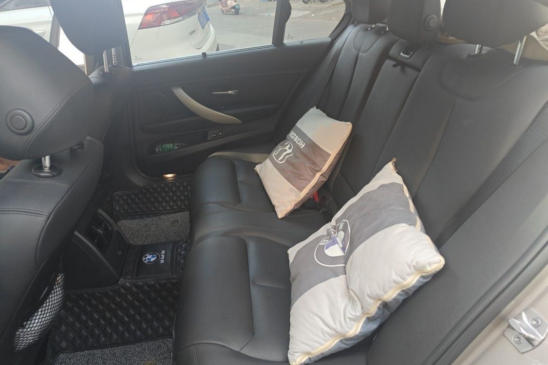 BMW 3 Series 2015 imagen de coche #21