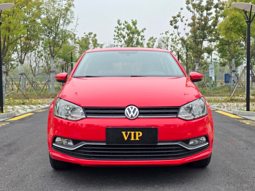 Volkswagen Polo 2017 car image #2