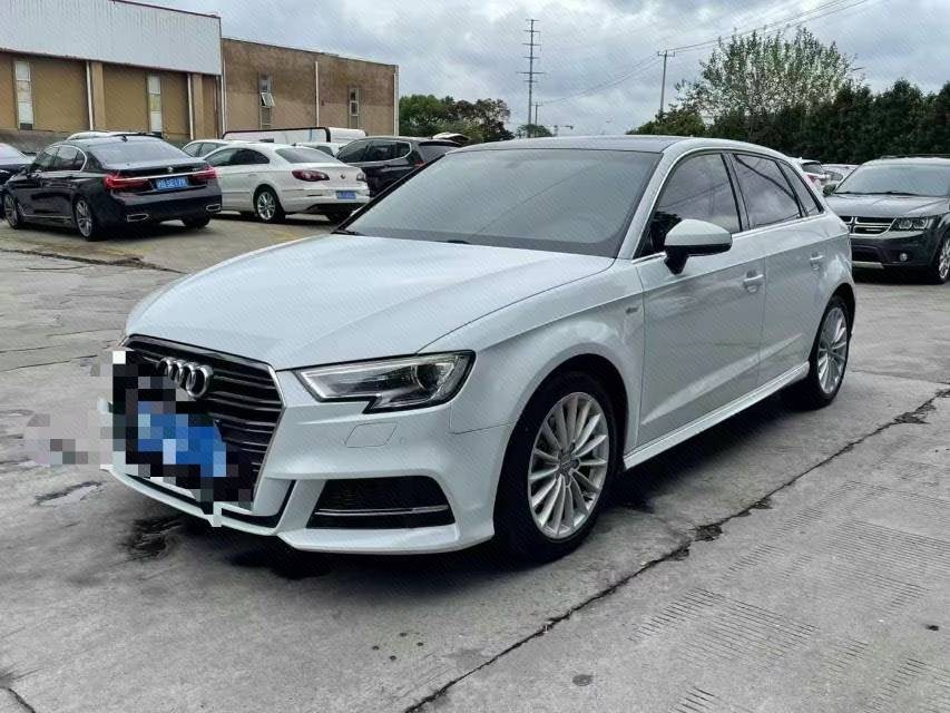 Audi A3 2018 car image 