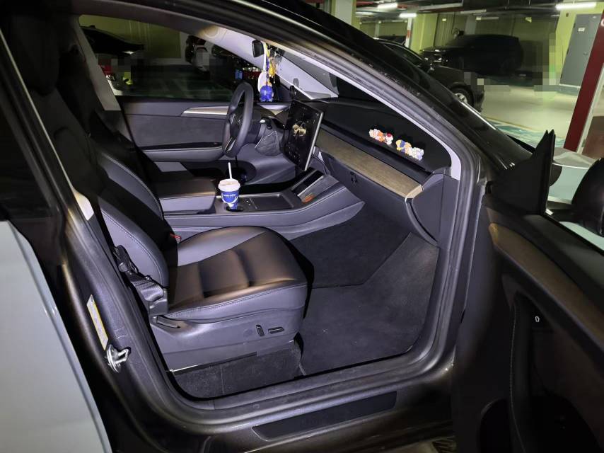 Tesla Model Y 2022 #6 Tesla Model Y 2022 immagine di auto #6
