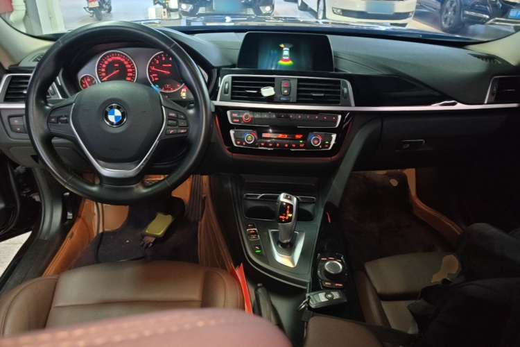 BMW 3 Series 2018 #11 BMW 3 Series 2018 car image #11