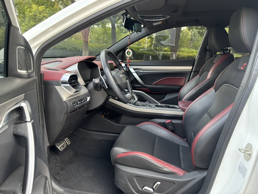 GEELY Coolray 2020 #5 GEELY Coolray 2020 car image #5