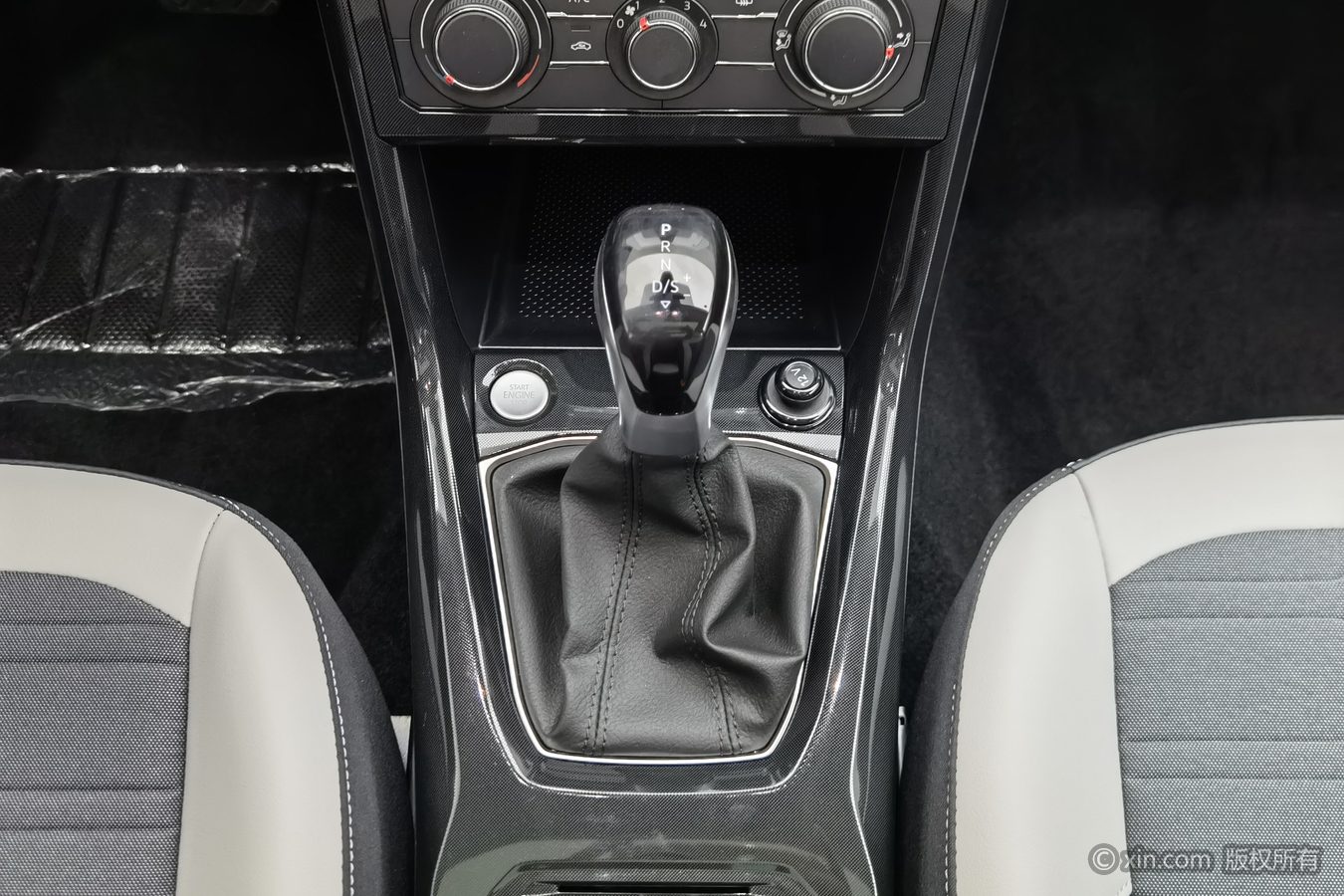 Volkswagen Tharu 2026 car image #14