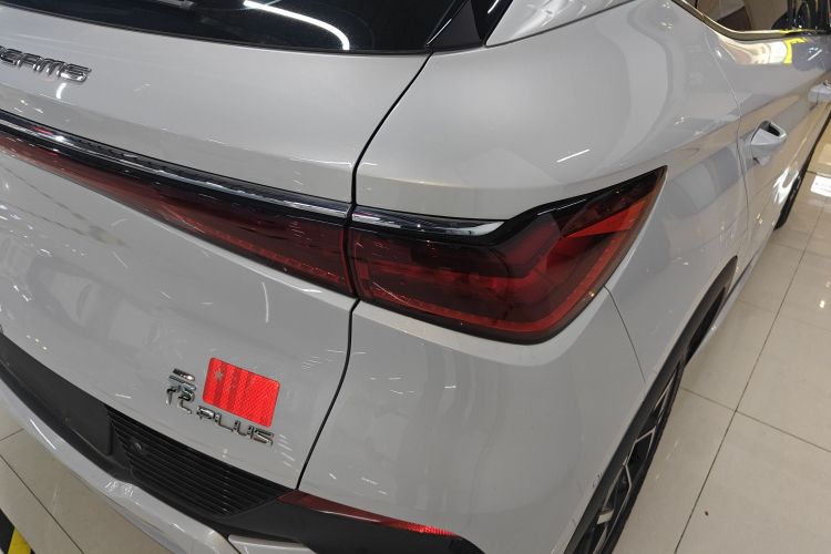 BYD Yuan Plus 2023 изображение автомобиля #8