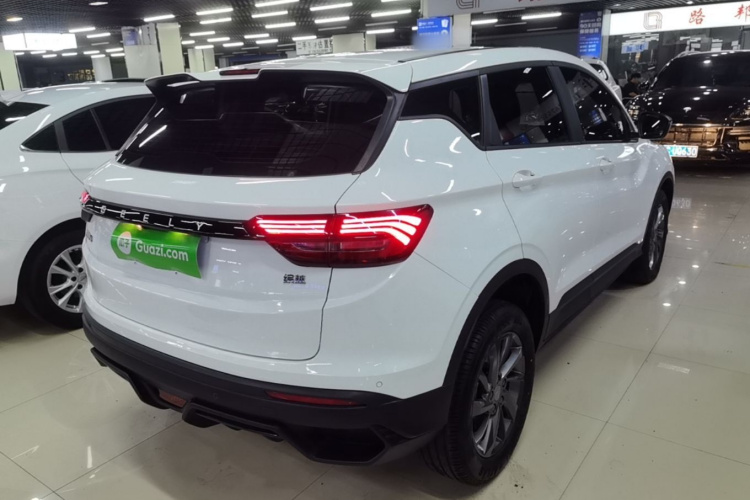 GEELY Coolray 2025 #7 GEELY Coolray 2025 car image #7