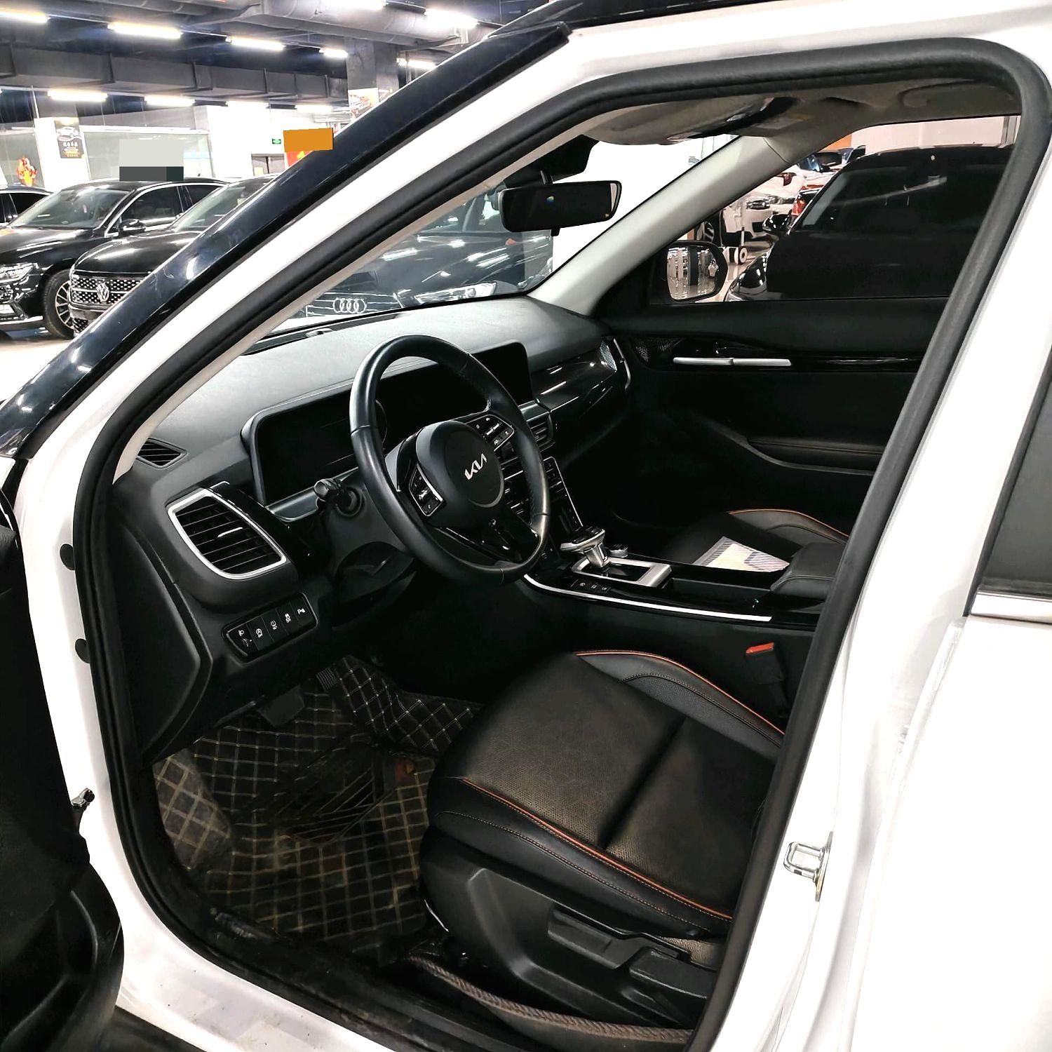 Kia Seltos 2023 immagine di auto #4