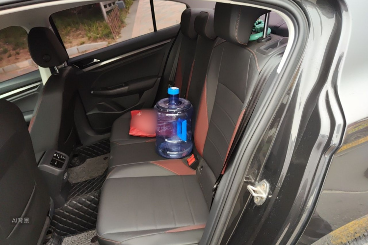 Volkswagen Bora 2020 immagine di auto #19