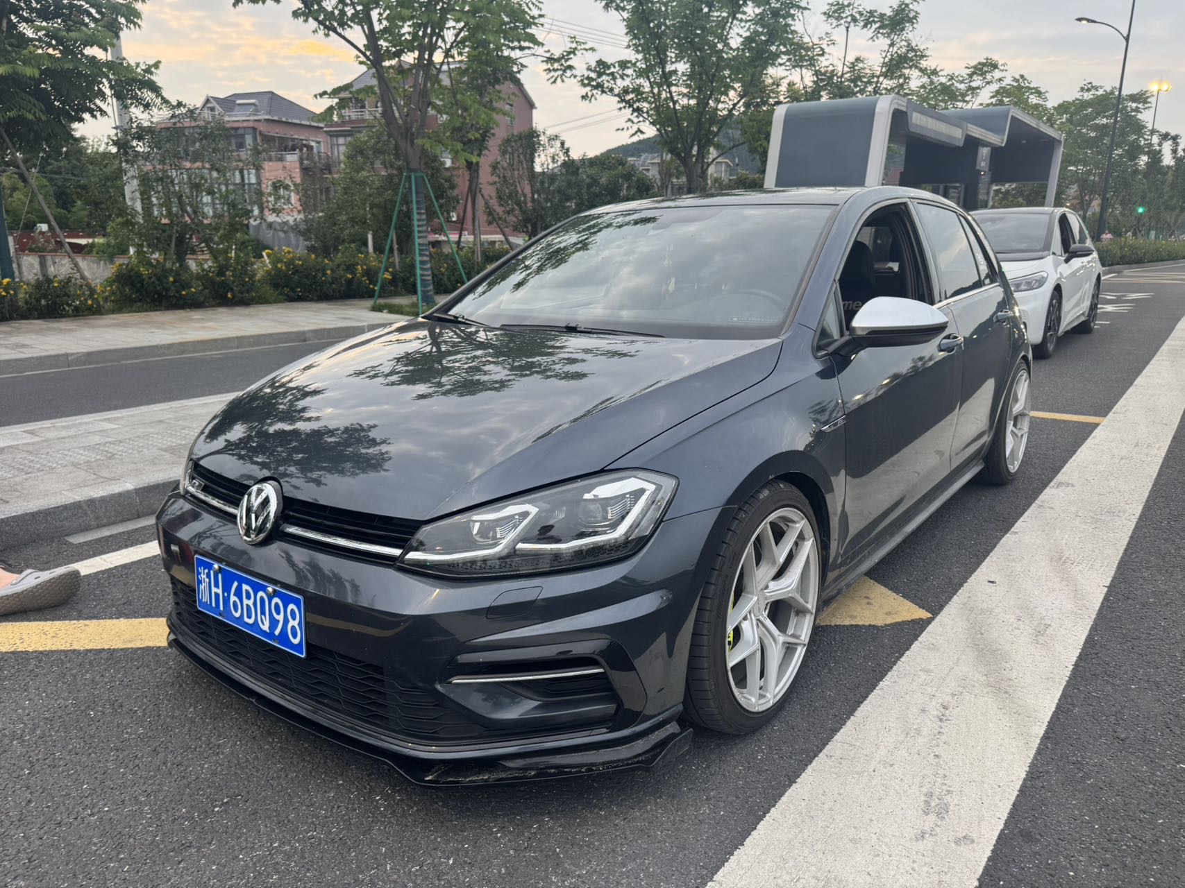 2020 car image 