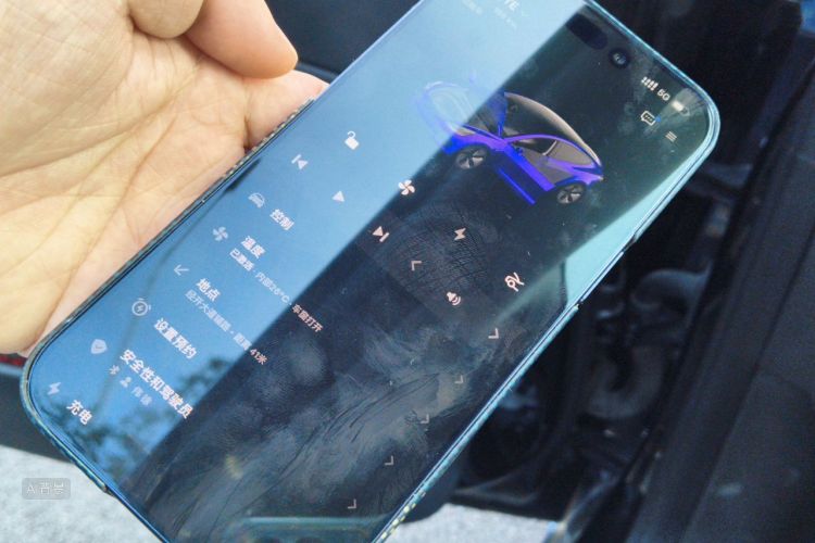 Tesla Model 3 2020 immagine di auto #10