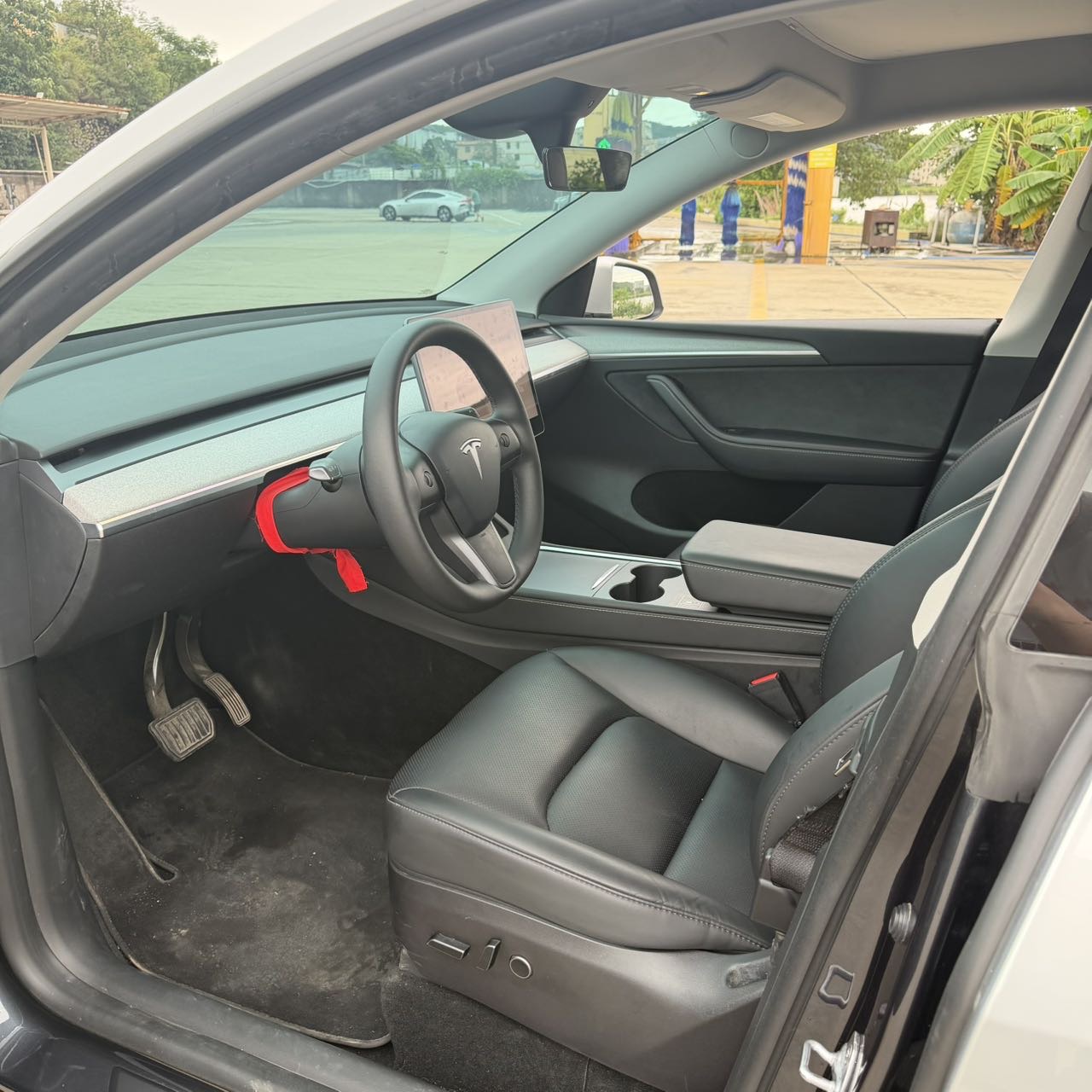 Tesla Model Y 2024 #7 Tesla Model Y 2024 immagine di auto #7